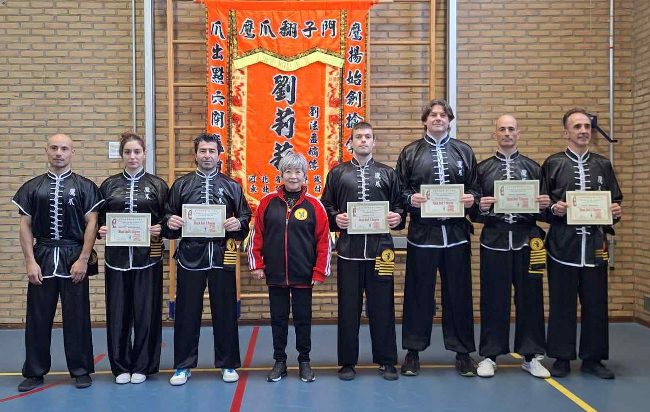 Graduatie Arendsklauw Stijl 2025