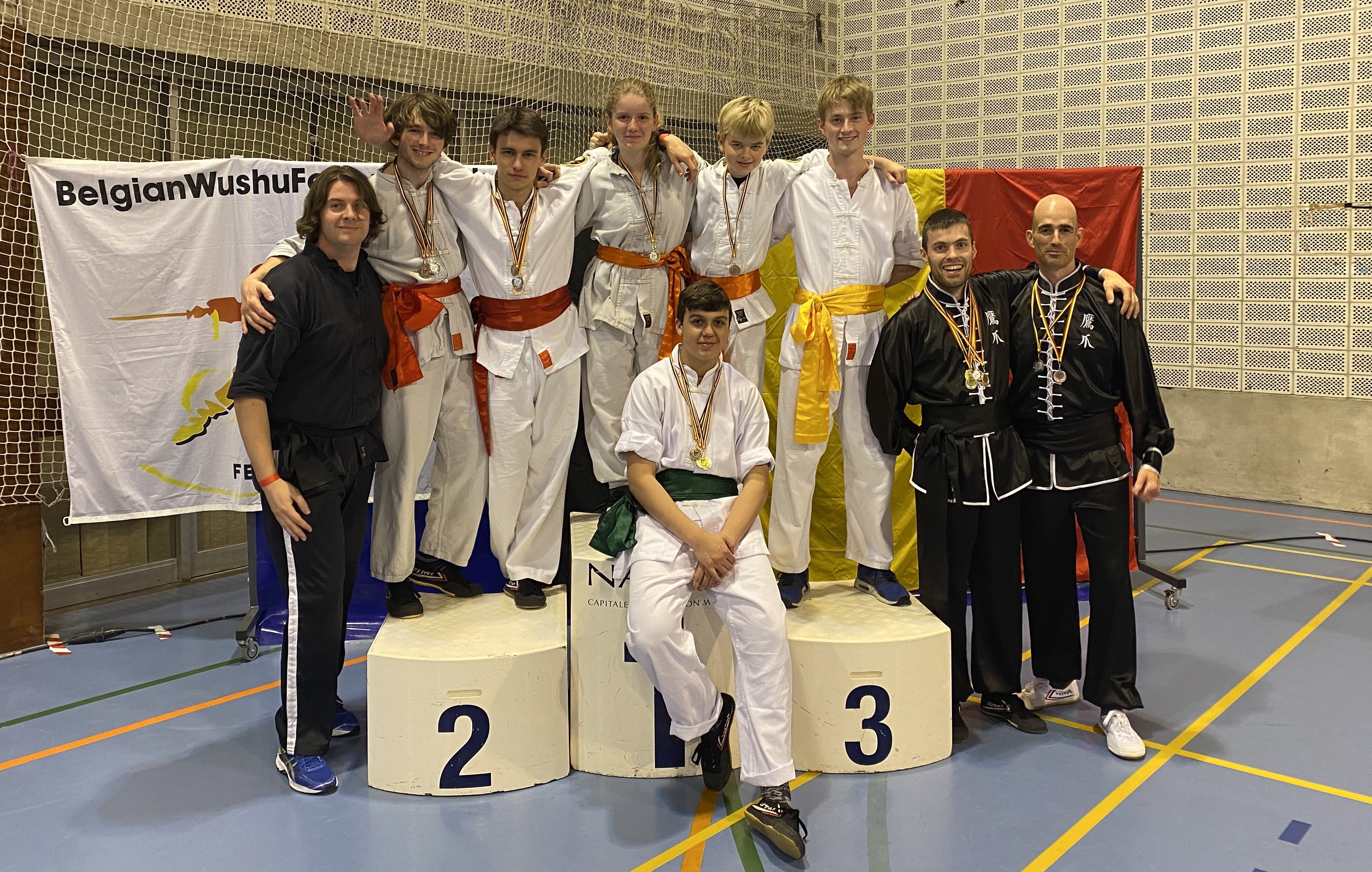 Onze studenten behaalden uitstekende resultaten met meerdere podiumplaatsen tijdens het Belgisch Kampioenschap Wushu op 16 oktober 2022.